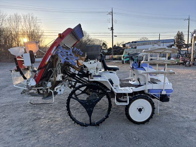 田植機 LV6A 写真２