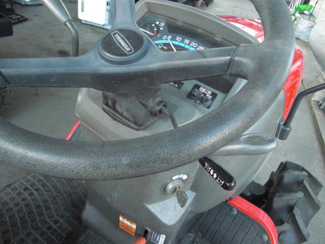 トラクター AF118L-VPUS4　　フル装備！ 写真８