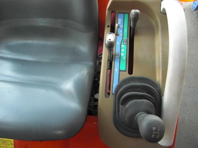 トラクター AF118L-VPUS4　　フル装備！ 写真４