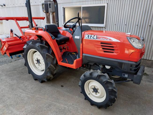 トラクター KT24 写真２