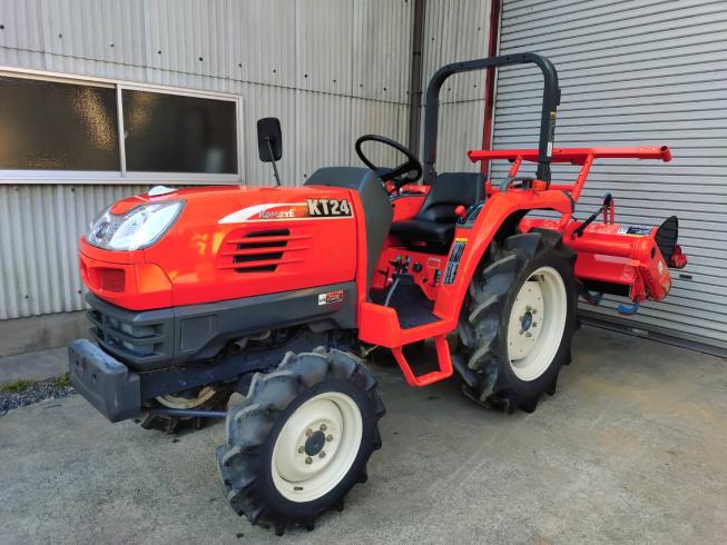 クボタ トラクター 写真