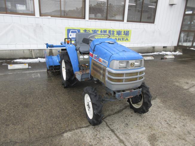 イセキ トラクター 写真