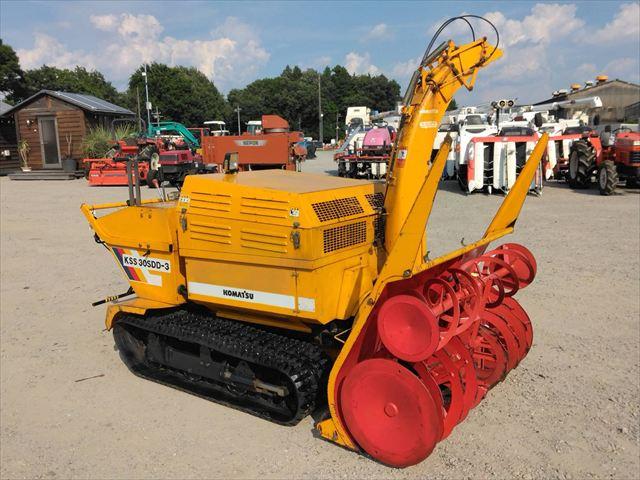 除雪機 KSS30SDD-3 写真２