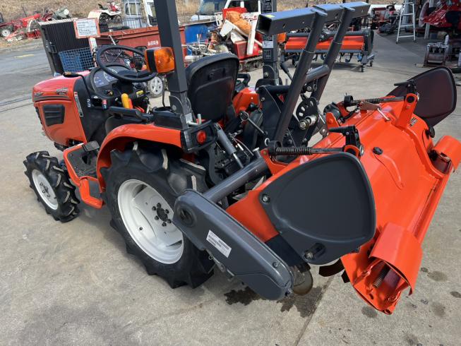 トラクター JB15XBSMAG 写真４