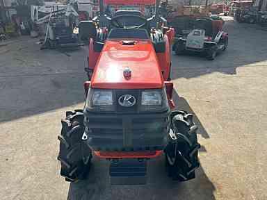 トラクター GB160 写真２