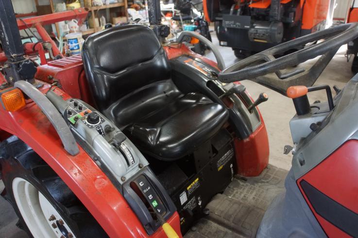 トラクター MT190 写真９