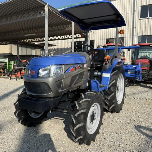 トラクター TH265 写真３