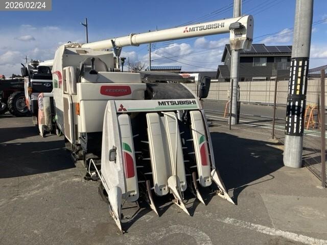 三菱 コンバイン 写真