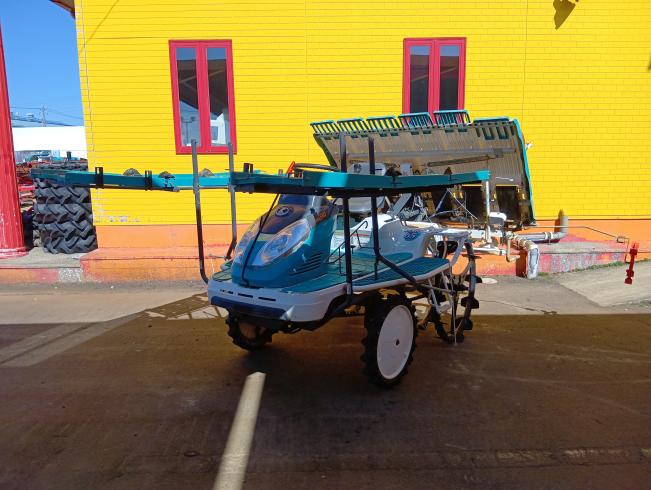 クボタ 田植機 写真