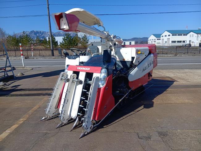 ヤンマー コンバイン 写真