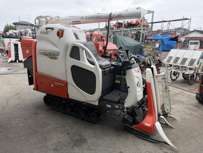 クボタ コンバイン 写真