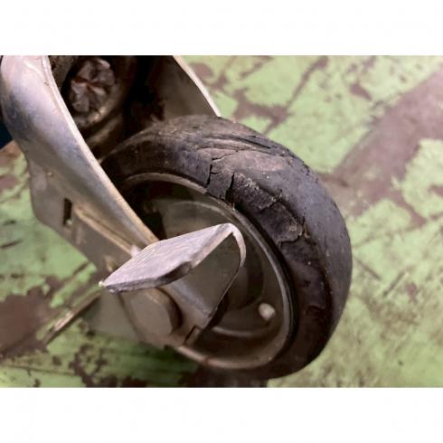 ロータリーキャスター WAY183で使用していたキャスター 写真６