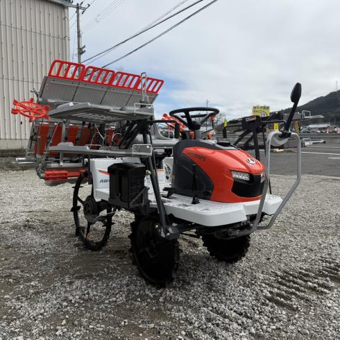 クボタ 田植機 写真