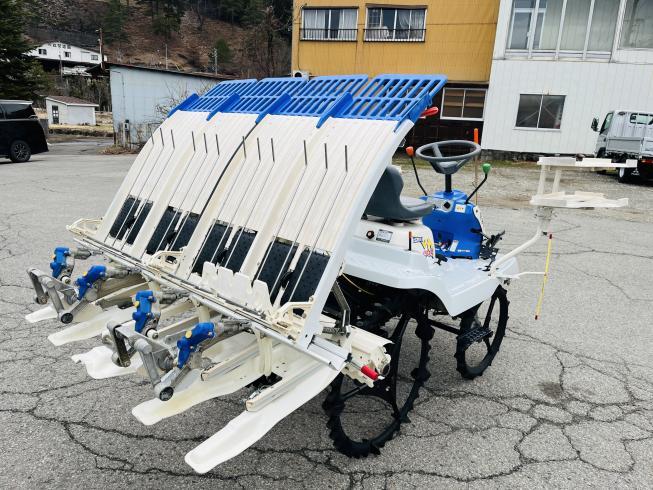 田植機 PPZ4-DL 写真４
