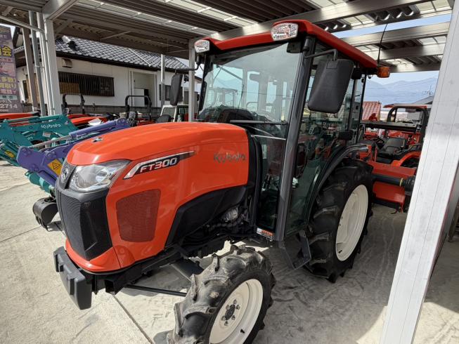 トラクター FT300FQBMAJ 写真３