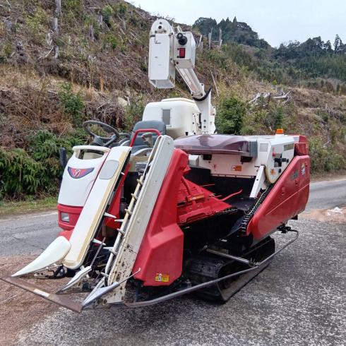 ヤンマー コンバイン 写真