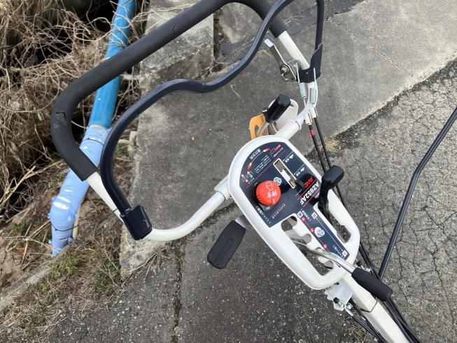 畦草刈機 AZ852AF 写真２