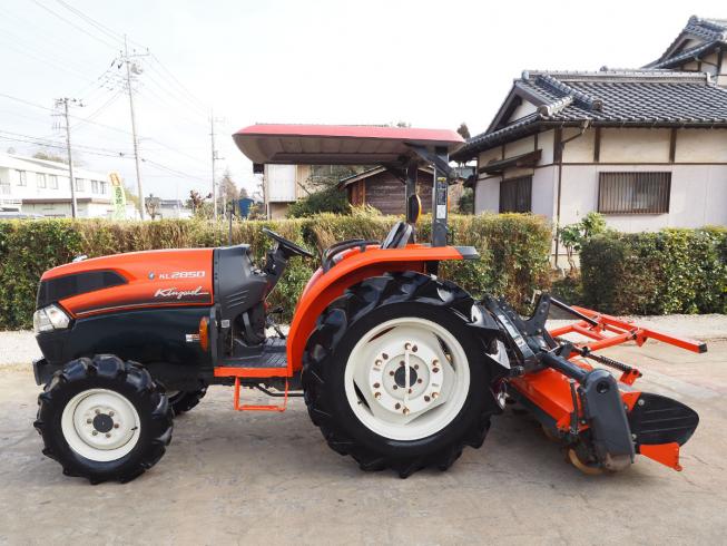 トラクター KL2850 写真３