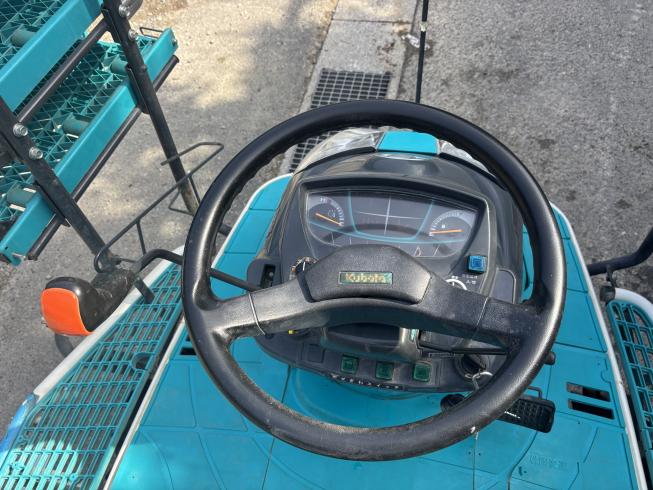 田植機 NSU67 写真５