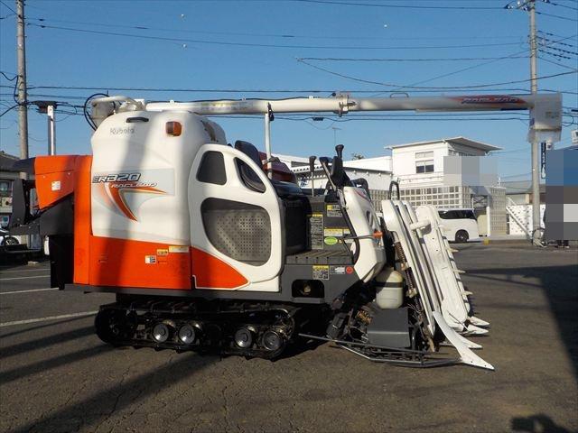 コンバイン ER320 写真４