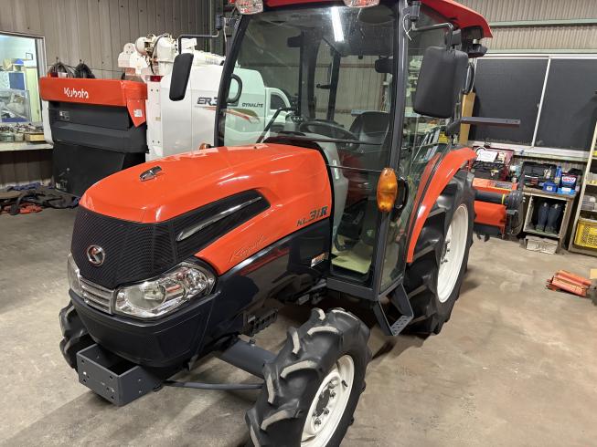 クボタ トラクター 写真