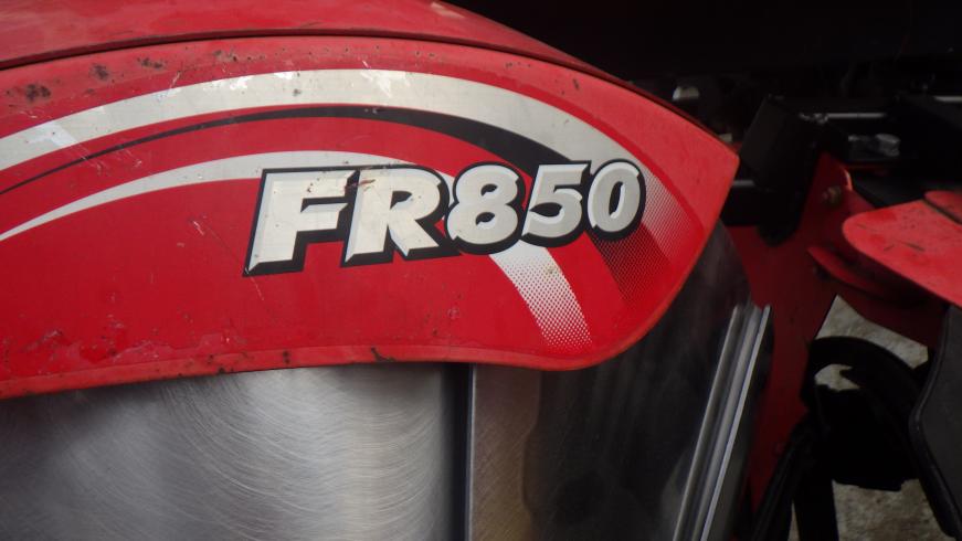 畦塗機 FR850F 写真３