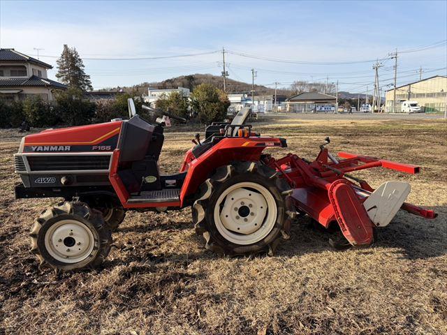 トラクター F155D 写真２