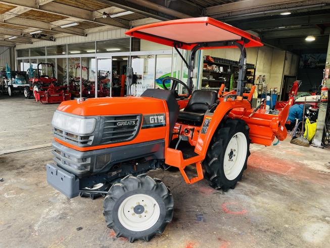 クボタ トラクター 写真