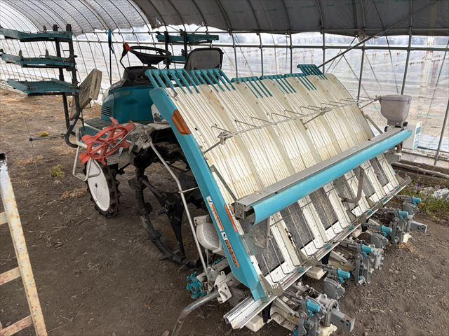 田植機 NSU67 写真３