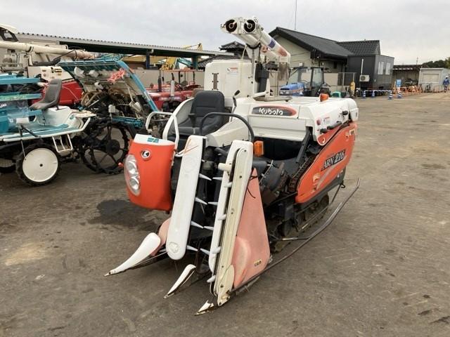 コンバイン ARN216 写真４