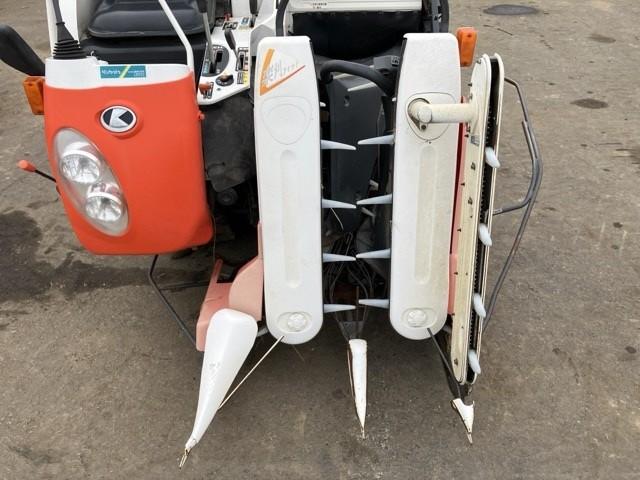 コンバイン ARN216 写真５