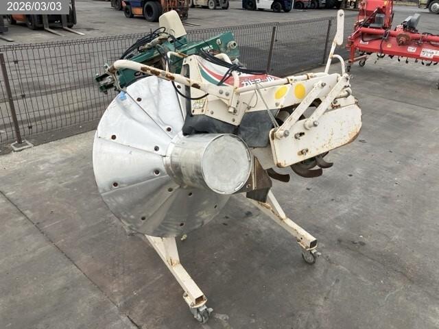 ササキ 畦塗機 写真