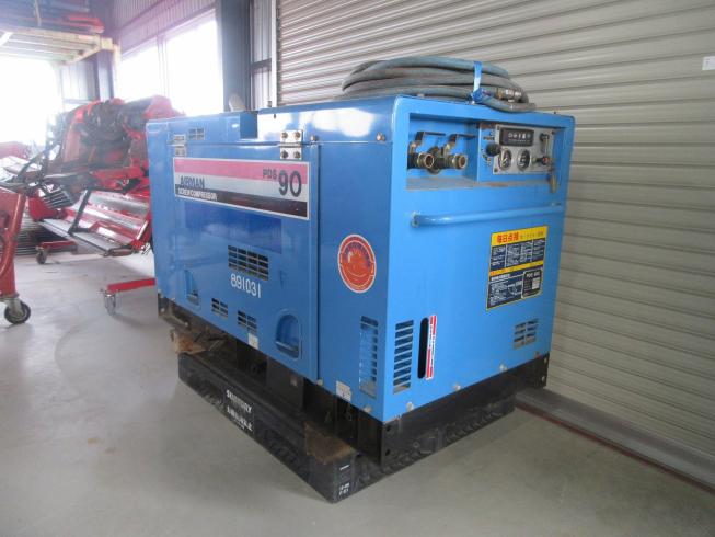 エンジンコンプレッサー PDS90S 写真２