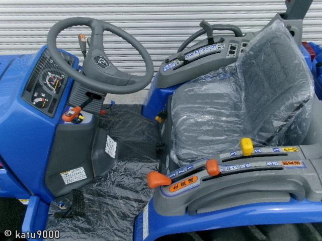 トラクター TM18 写真３