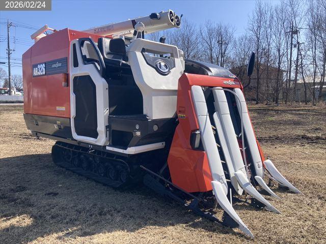 クボタ コンバイン 写真