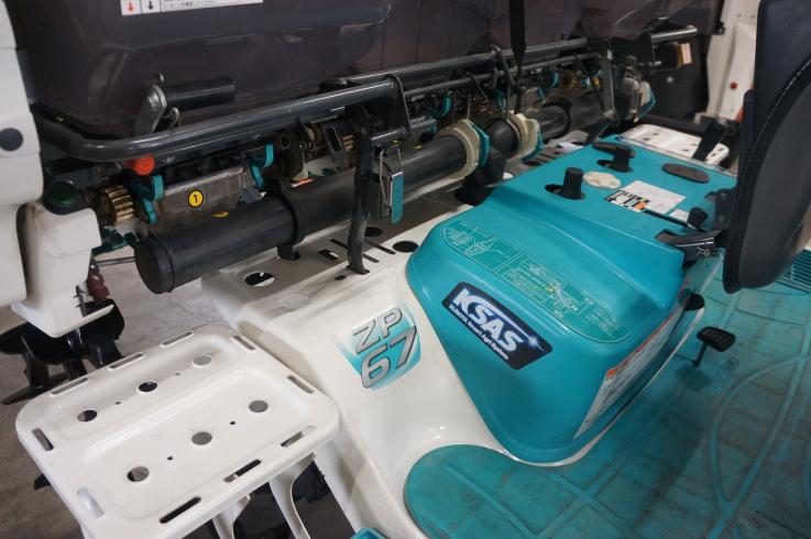 田植機 ZP67 写真７