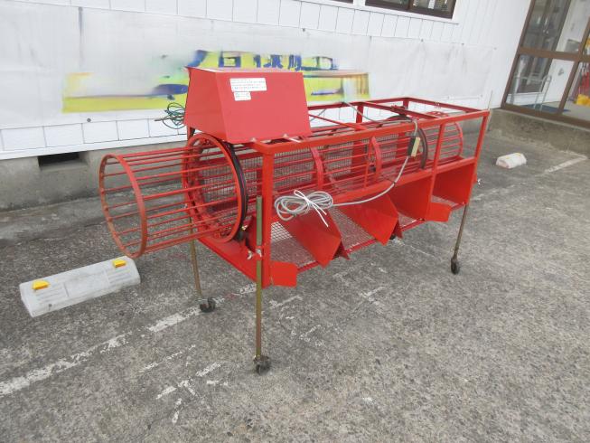 上越農機 里芋選別機 写真