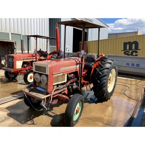 コマツ トラクター 写真