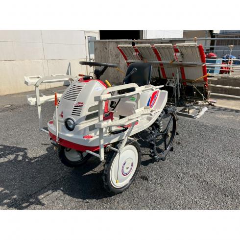 三菱 田植機 写真