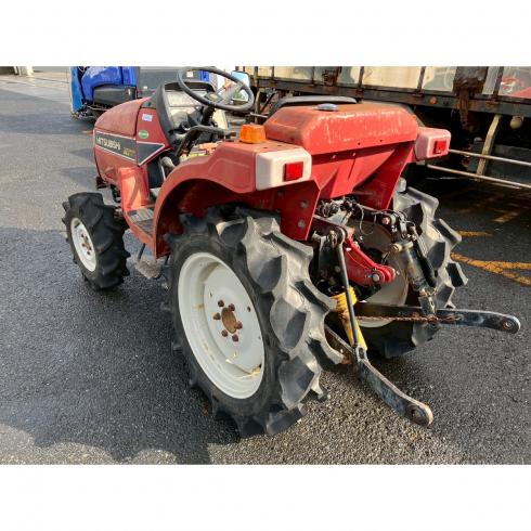 トラクター MT165 写真４