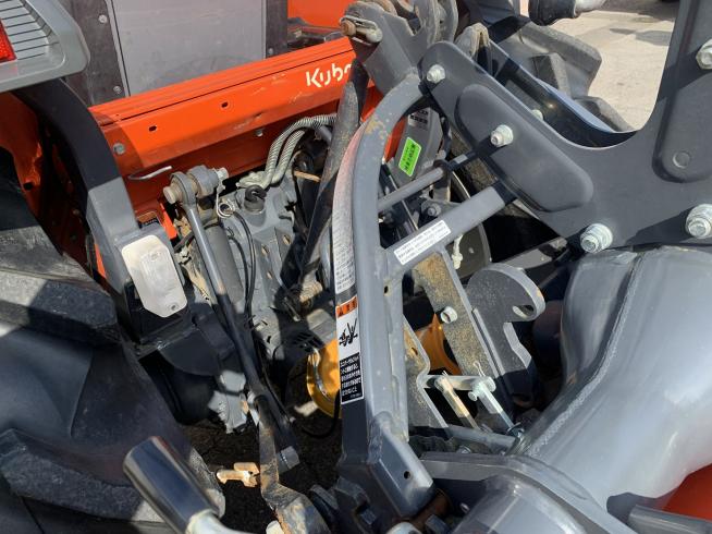 トラクター KL34RHFMANPP 写真４