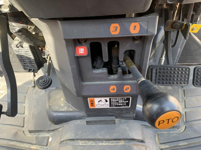 トラクター KL34RHFMANPP 写真５