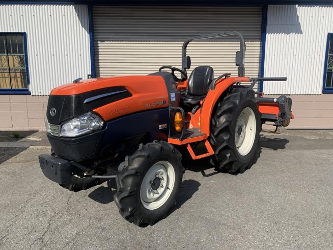 クボタ トラクター 写真