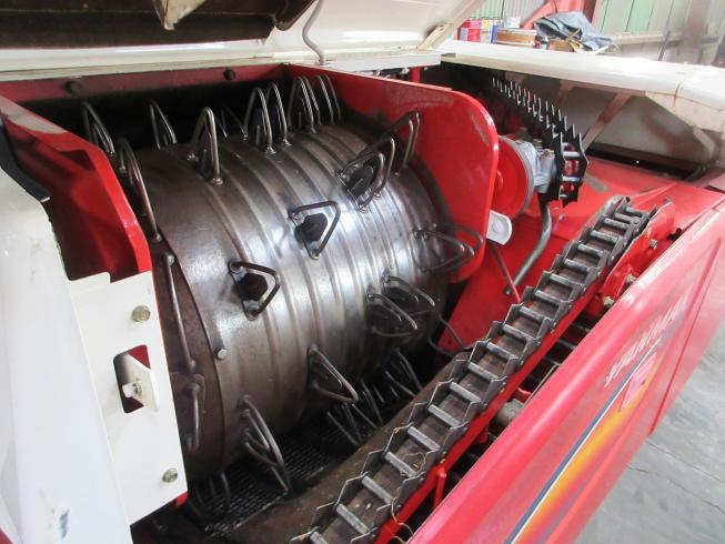 コンバイン GC218G 写真９