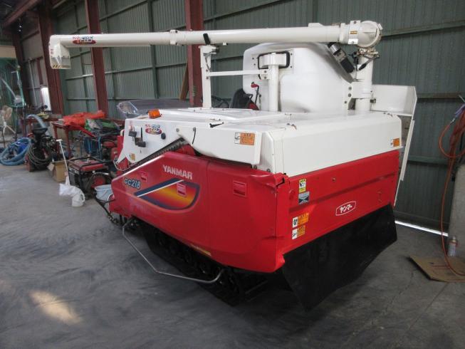 コンバイン GC218G 写真５