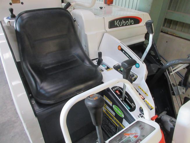 コンバイン ARN216-GLW 写真７