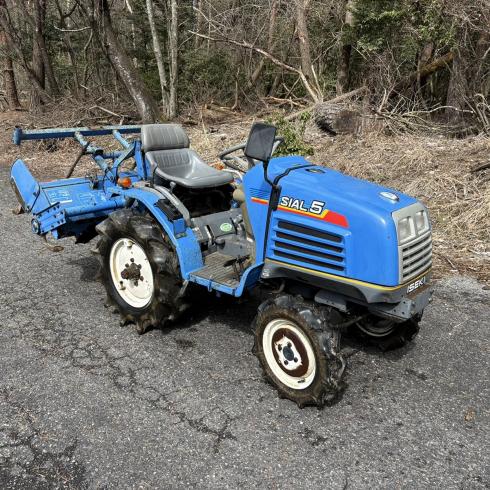 トラクター TF5 写真２