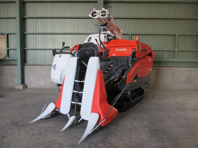 クボタ コンバイン 写真