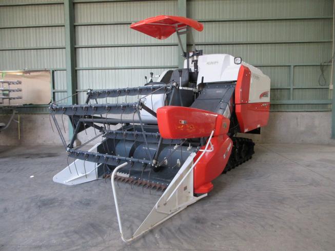 クボタ 汎用コンバイン 写真