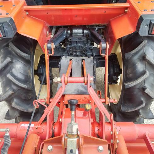 トラクター F165F 写真７